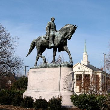Robert E. Lee statue in Charlottesville, Virginia